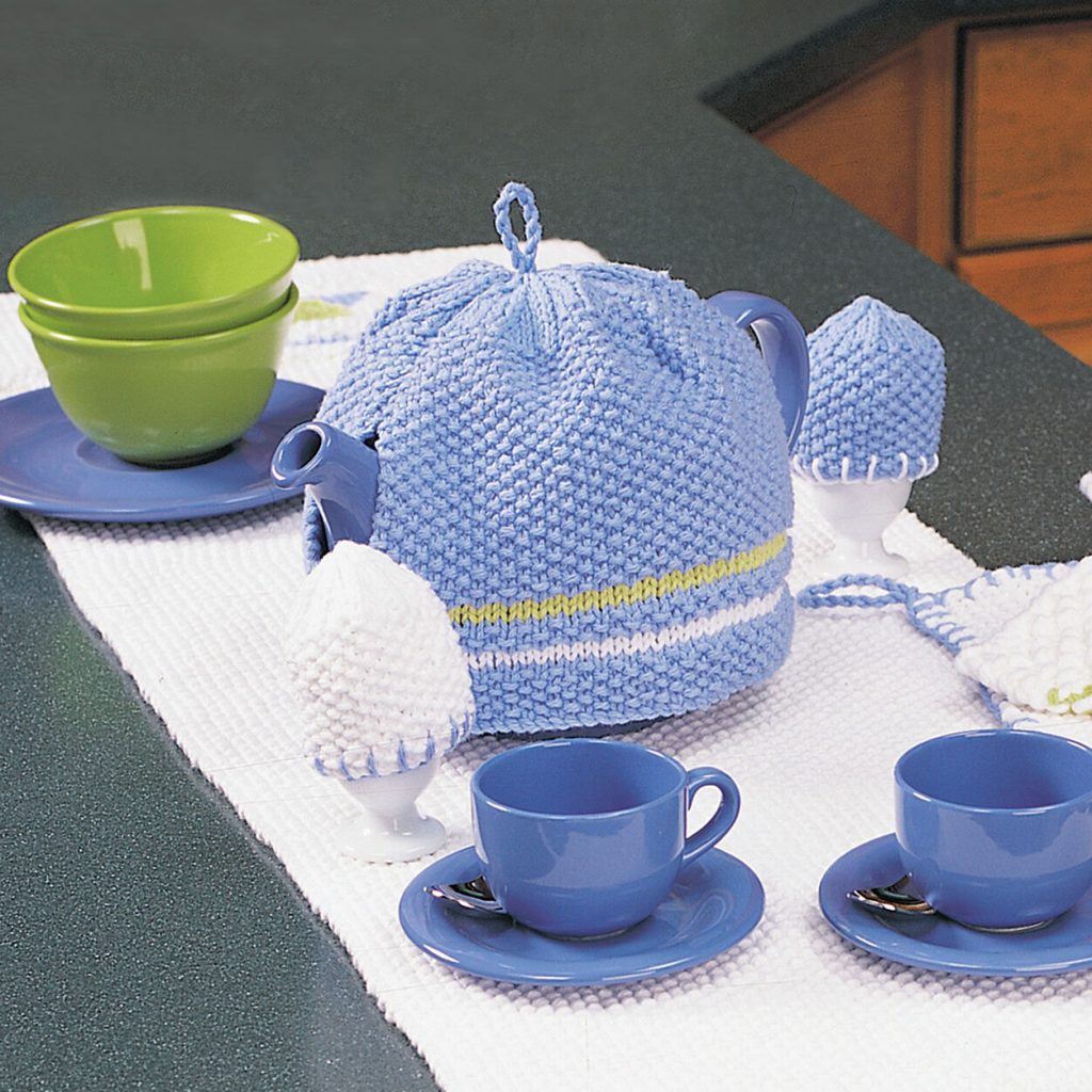 Easy Knitting Patterns for Tea Cozies