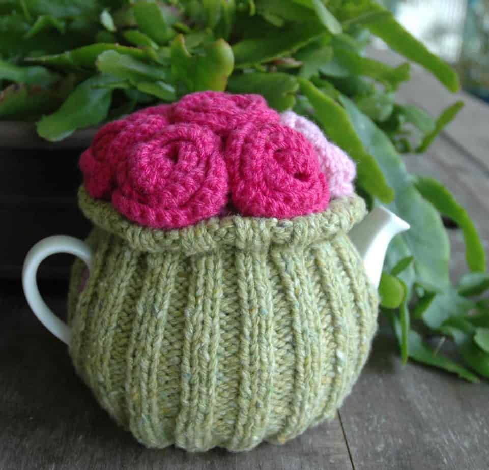 A Royal Rosy Posy Tea Cosy Knit Pattern