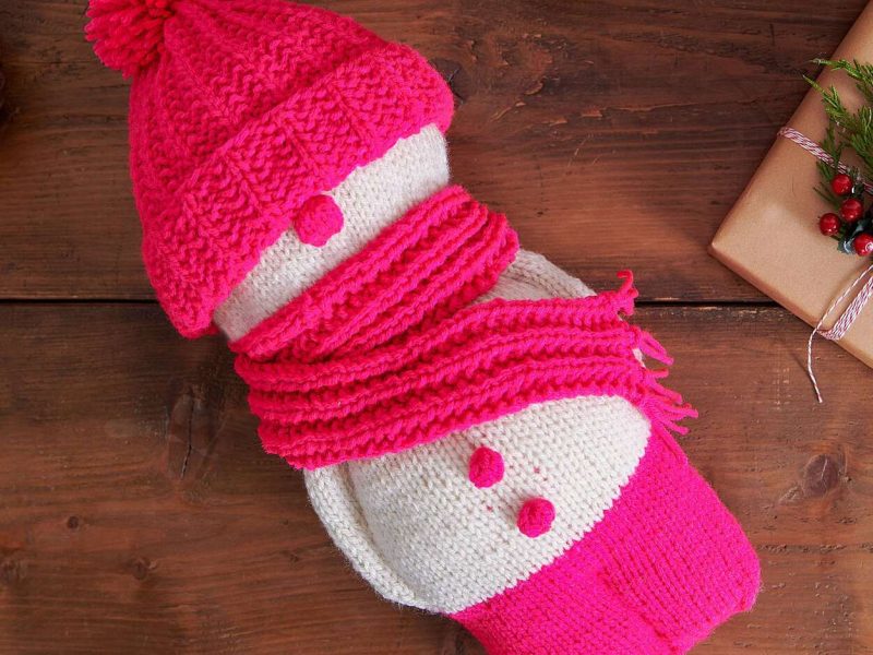 Red Heart Snowman Toy Free Knit Pattern