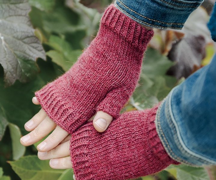 Free Knitting Pattern for Semplice Fingerless Mitts
