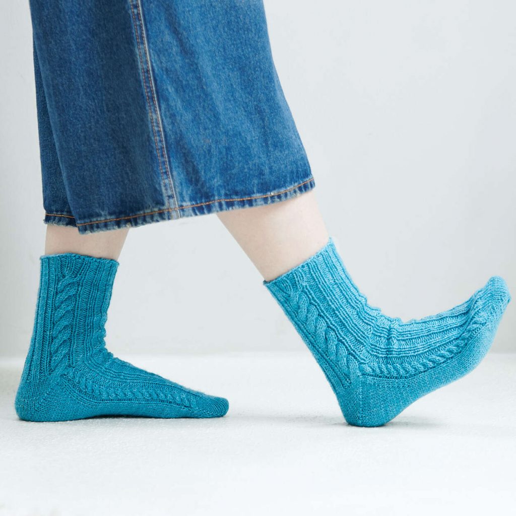Free Knit Pattern for Patons Toe-Up Cabled Socks