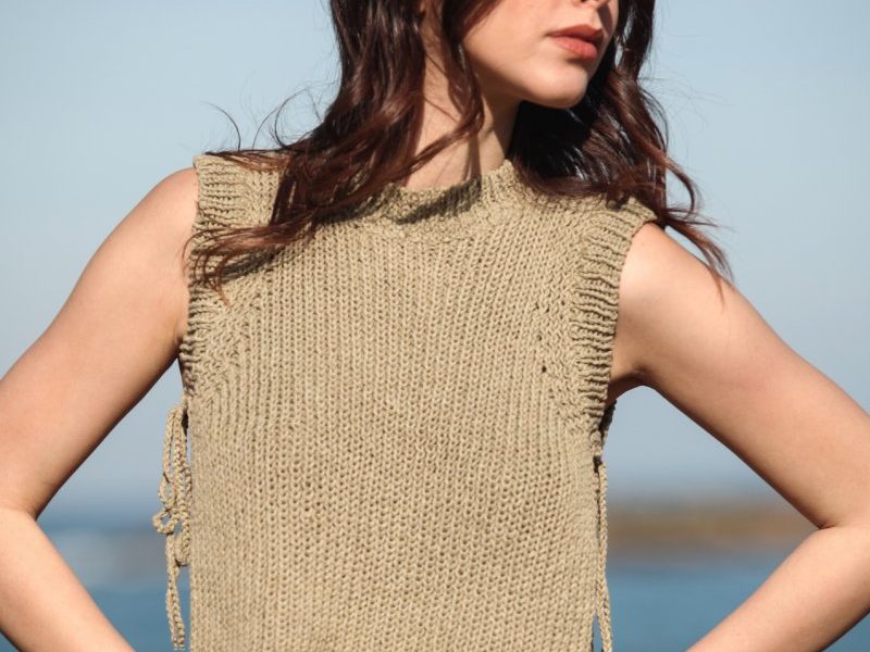Free Knitting Pattern for a Modern Ladies Top