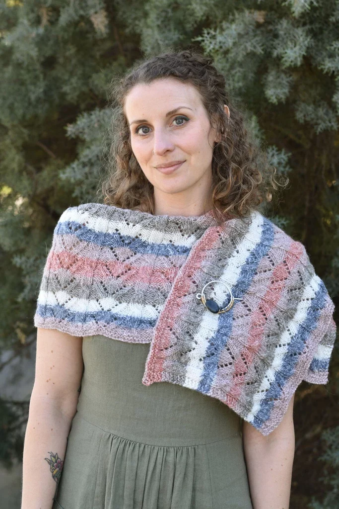 Free Knitting Pattern for a Snapdragon Wrap