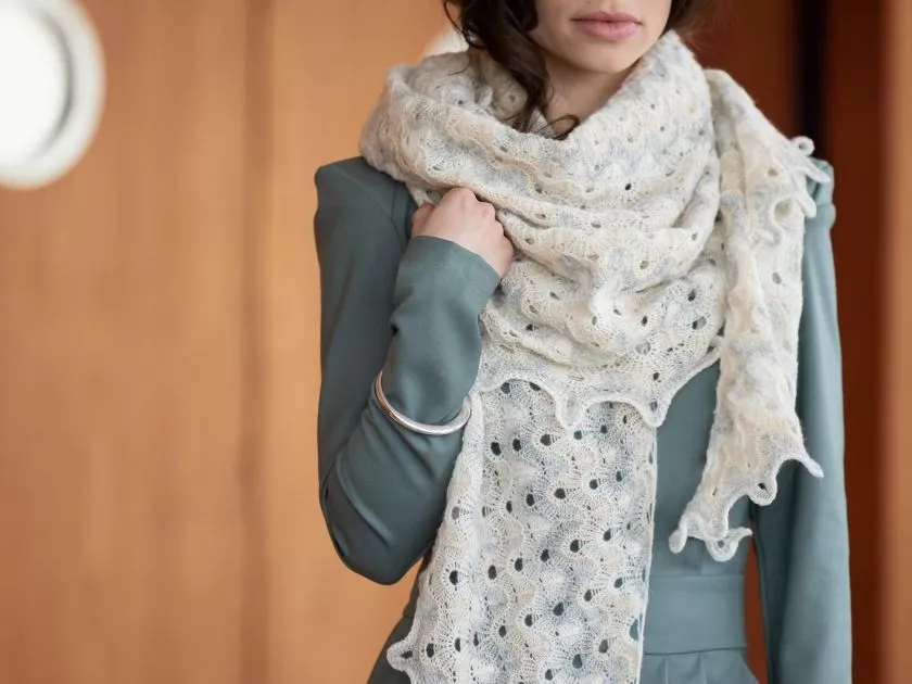 Free Knitting Pattern for Lyspunkt - Lace Shawl