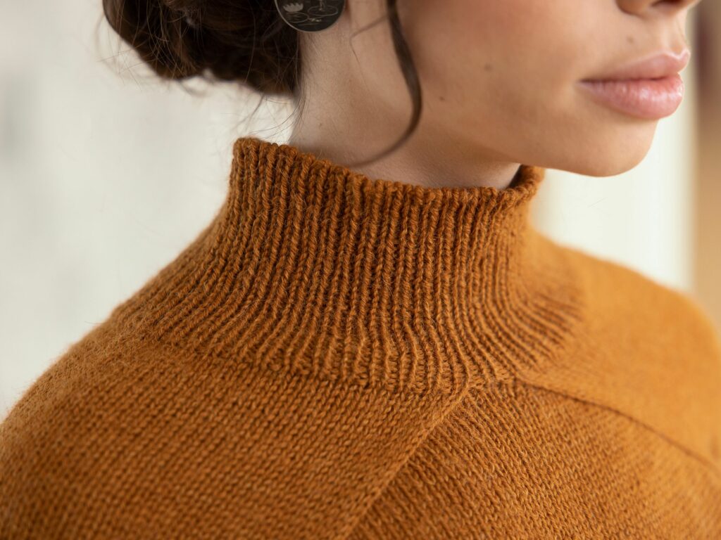 Free Knitting Pattern for Veneer - A Women's Sweater