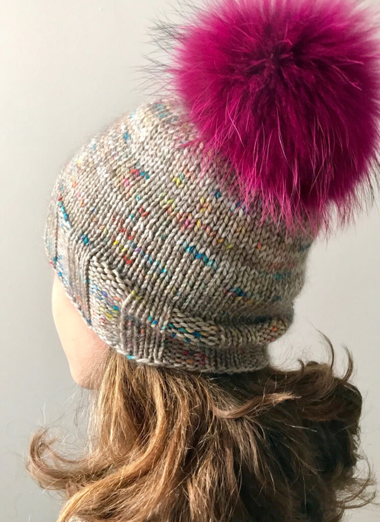 Free hat knitting pattern with ribbed edge