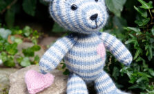 Free Knitting Pattern for a Teddy Bear – Camille