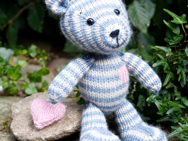 Free Knitting Pattern for a Teddy Bear – Camille