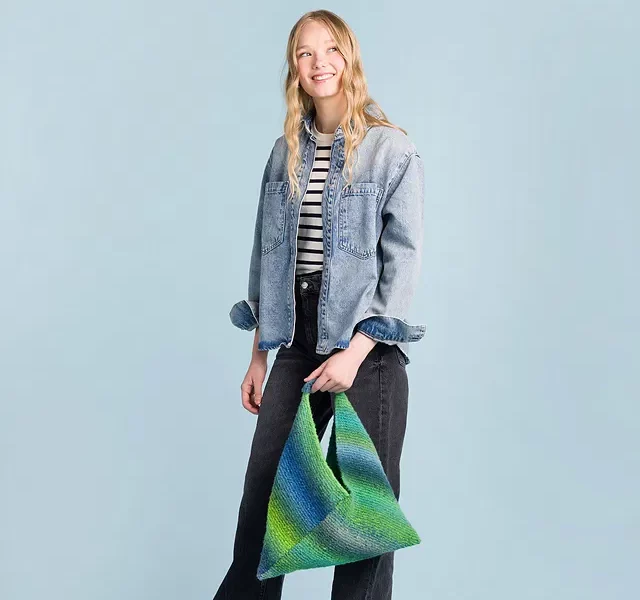 Free Knitting Pattern for an Easy Angles Tote Bag