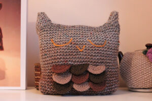 Free Knitting Pattern for a Sleepy Owl Cushion
