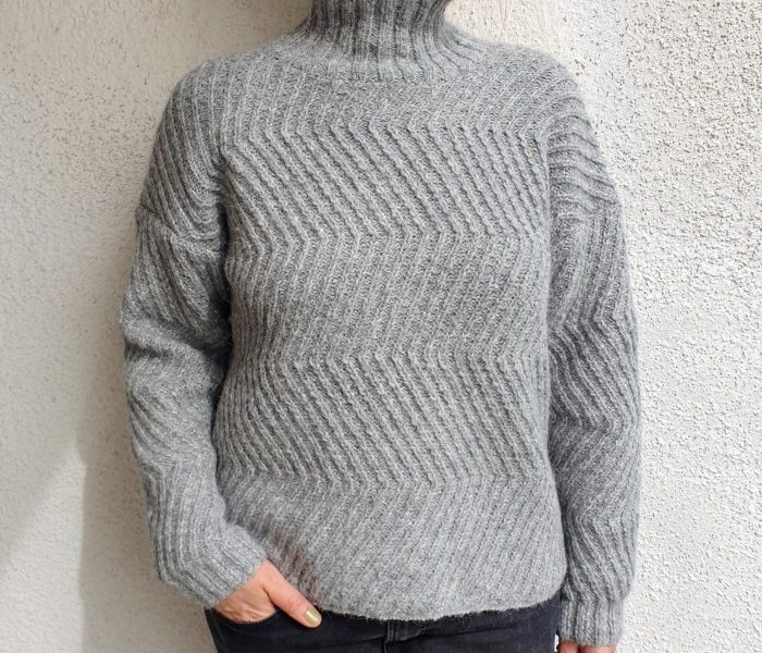 Darby – Turtleneck Sweater Free Knitting Pattern