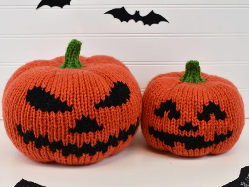 Free Halloween Knitting Pattern – Ghostly Gourds Jack-O’-Lanterns