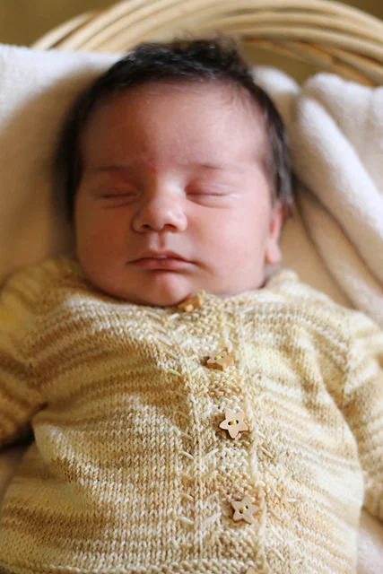 yellow newbord cardigan Free Baby Cardigan Knitting Patterns in 4 Ply Yarn