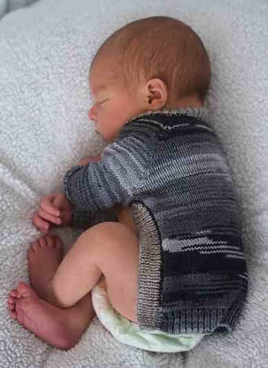 fingering weight baby cardigan knitting pattern