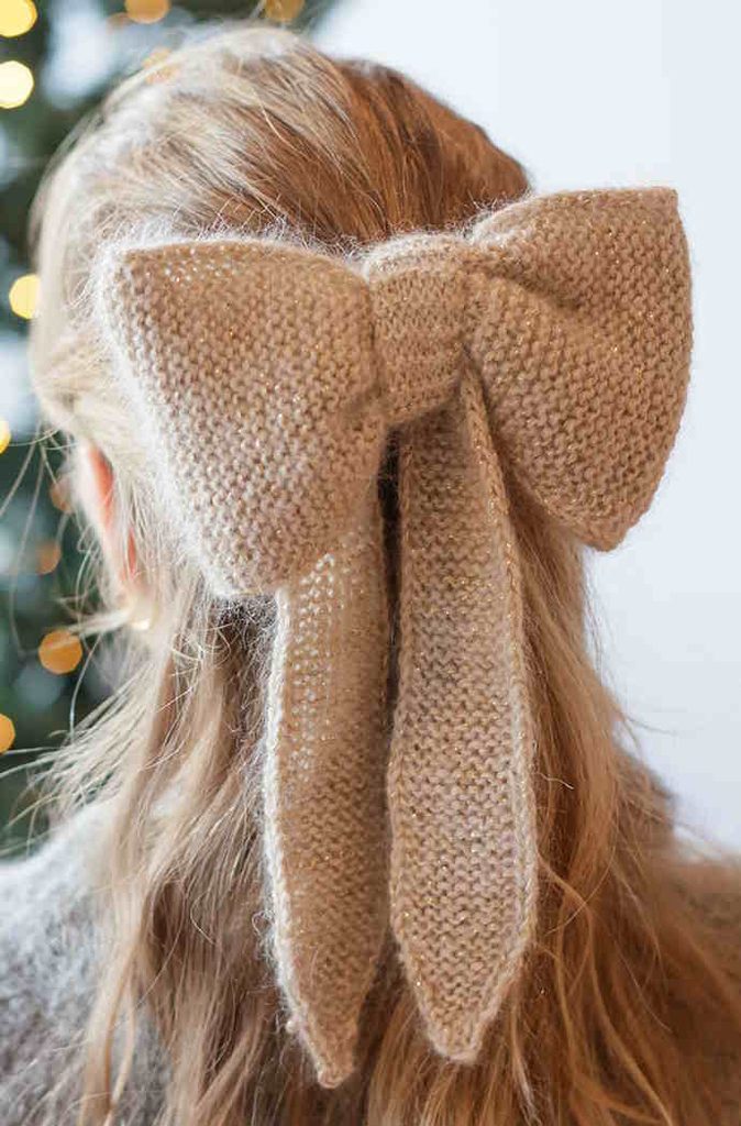 reusable knitted gift bow
