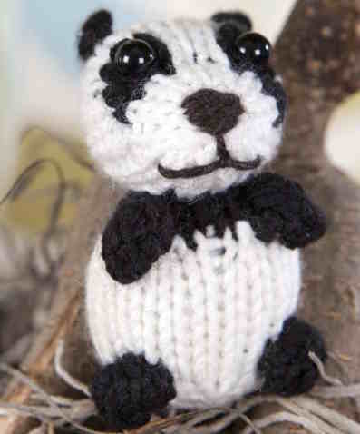 Wee Panda Knitting Pattern